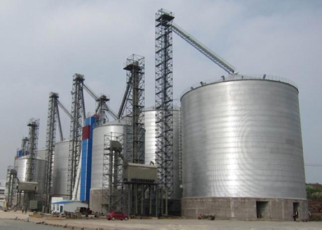 象州大型钢板库构造参数及水泥储存质量